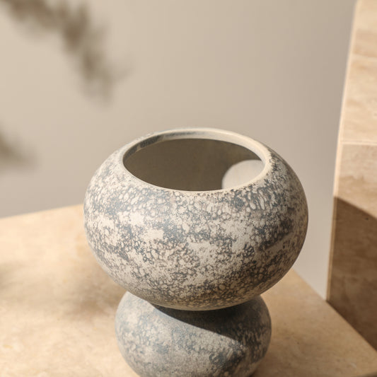 Elegant Pattern Vase