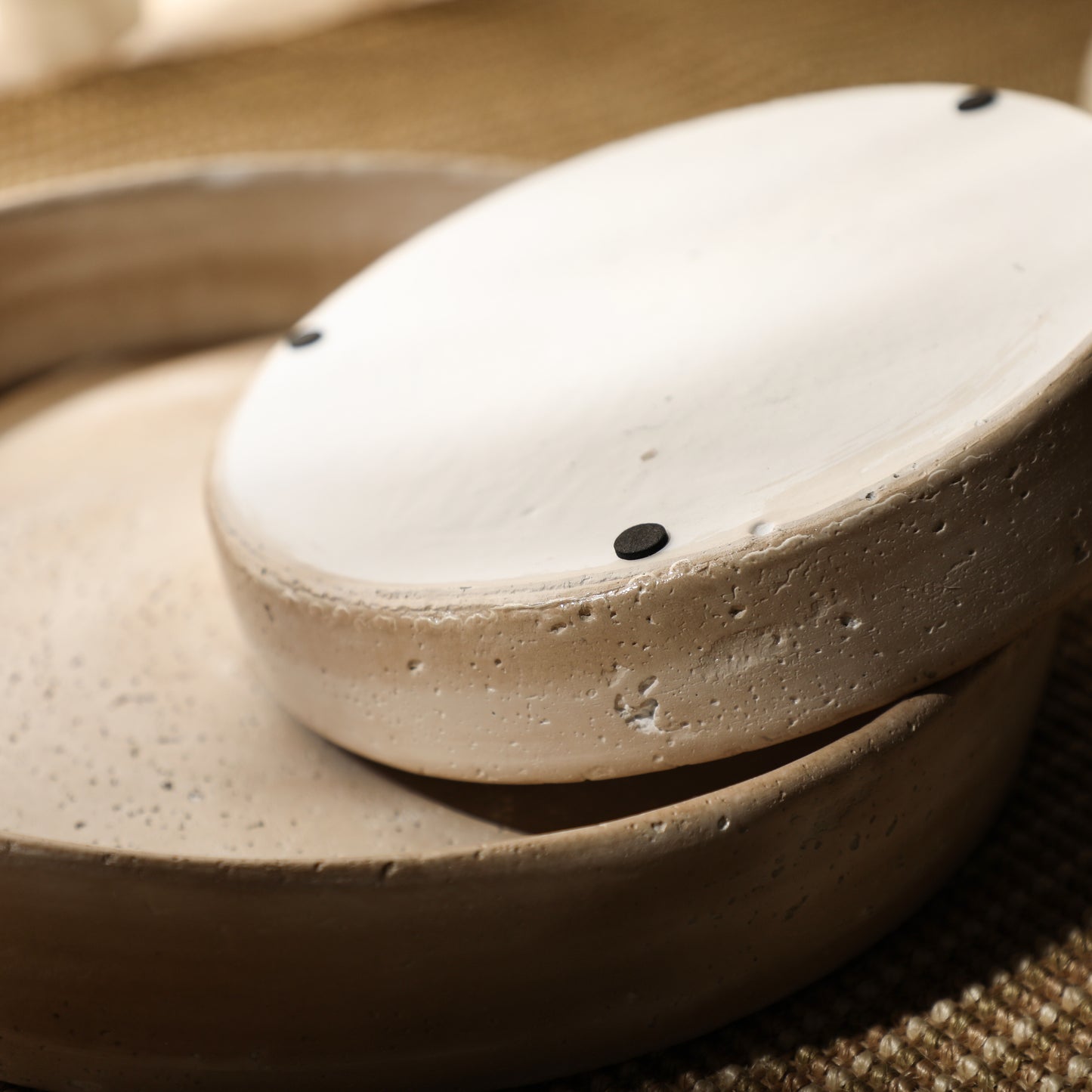 Travertine Pattern Round Edge Plate