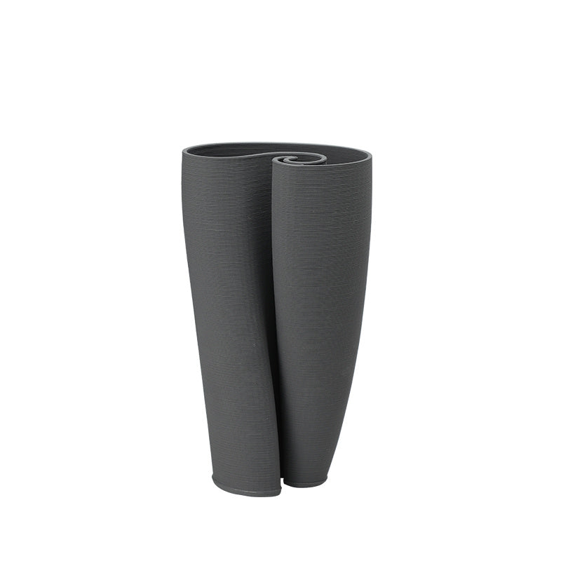 Threaded Rotating Vase