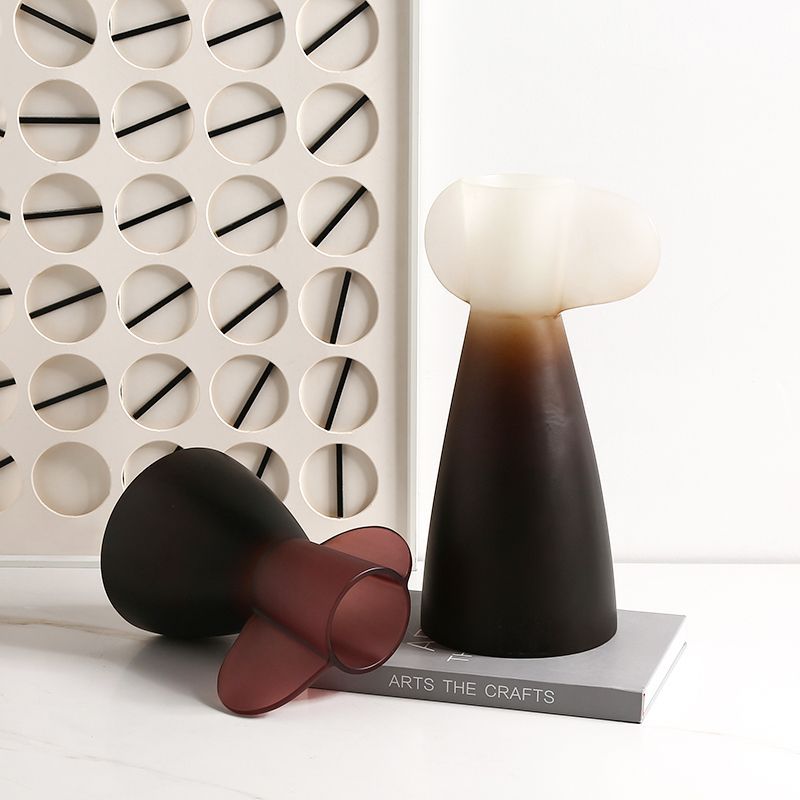 Colorblock Amphorae